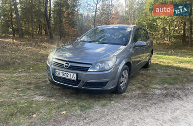 Хетчбек Opel Astra 2004 в Черкасах