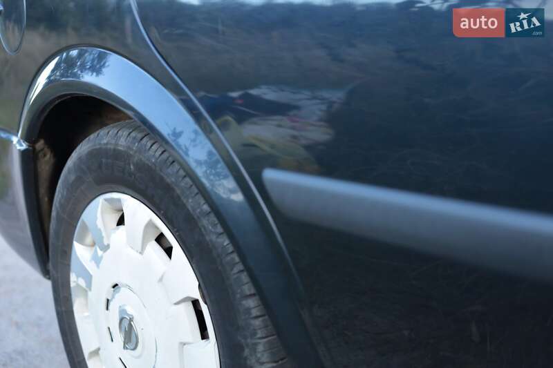 Универсал Opel Astra 2002 в Жмеринке