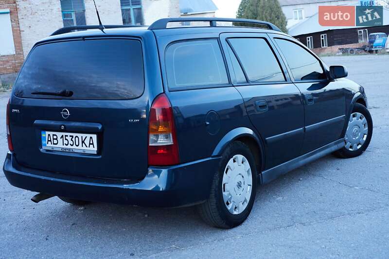 Универсал Opel Astra 2002 в Жмеринке