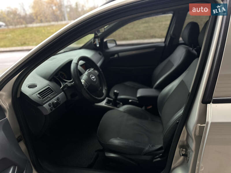 Универсал Opel Astra 2005 в Киеве фото 9 Универсал Opel Astra 2005 в Киеве