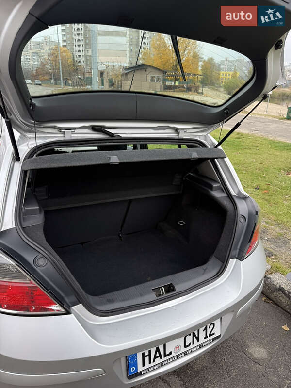 Хэтчбек Opel Astra 2008 в Киеве фото 15 Хэтчбек Opel Astra 2008 в Киеве