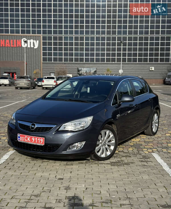 Opel Astra 2009