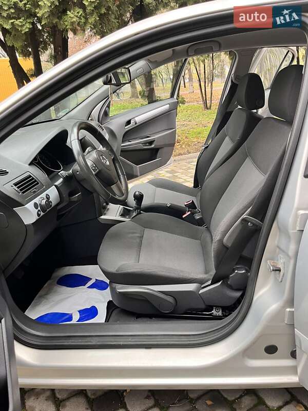 Хетчбек Opel Astra 2006 в Білій Церкві фото 32 Хетчбек Opel Astra 2006 в Білій Церкві