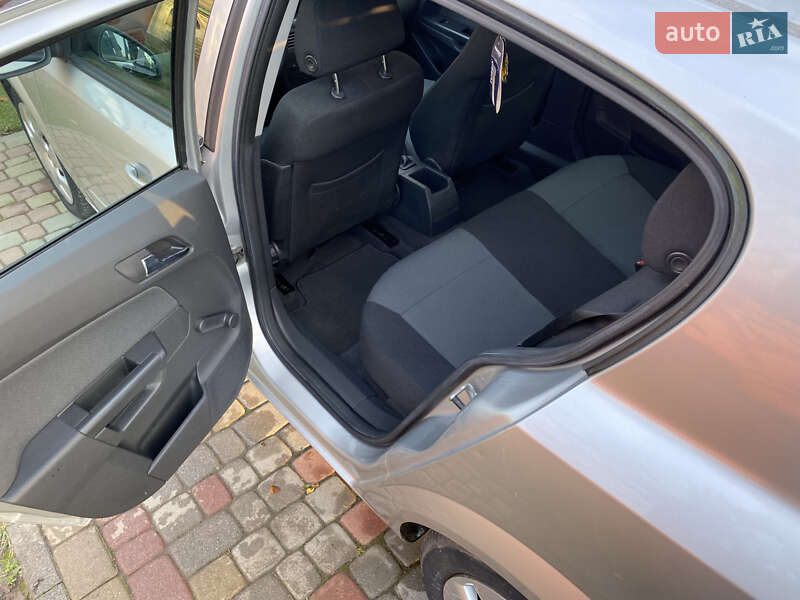 Седан Opel Astra 2006 в Долині фото 15 Седан Opel Astra 2006 в Долині