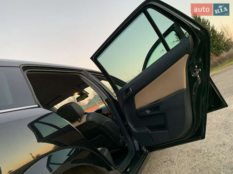 Универсал Opel Astra 2007 в Дрогобыче