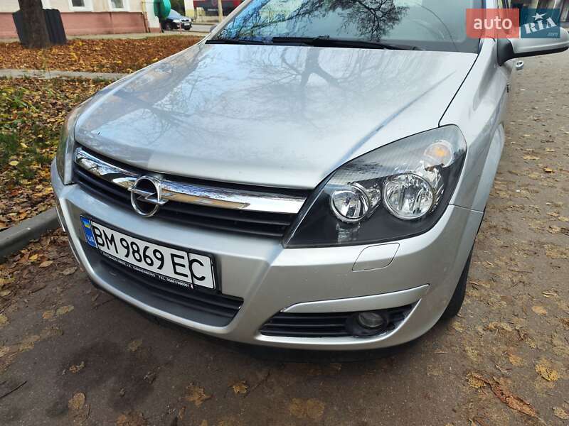 Универсал Opel Astra 2004 в Сумах