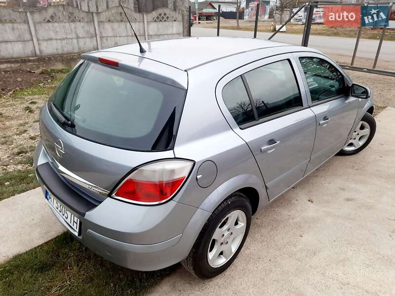 Хэтчбек Opel Astra 2007 в Снятине фото 12 Хэтчбек Opel Astra 2007 в Снятине