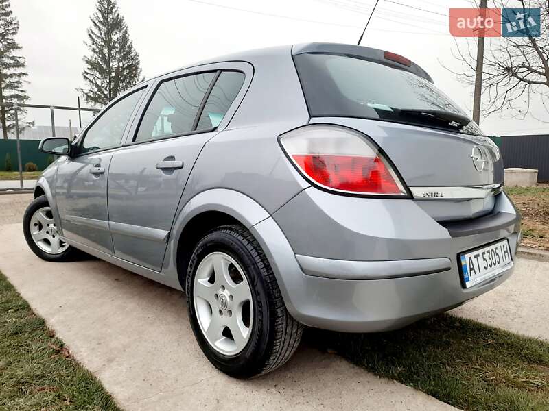 Хэтчбек Opel Astra 2007 в Снятине фото 17 Хэтчбек Opel Astra 2007 в Снятине