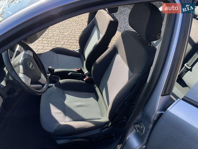 Универсал Opel Astra 2009 в Луцке фото 41 Универсал Opel Astra 2009 в Луцке