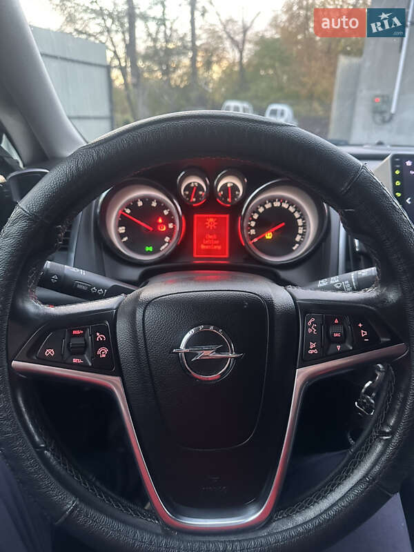 Универсал Opel Astra 2015 в Тернополе фото 35 Универсал Opel Astra 2015 в Тернополе