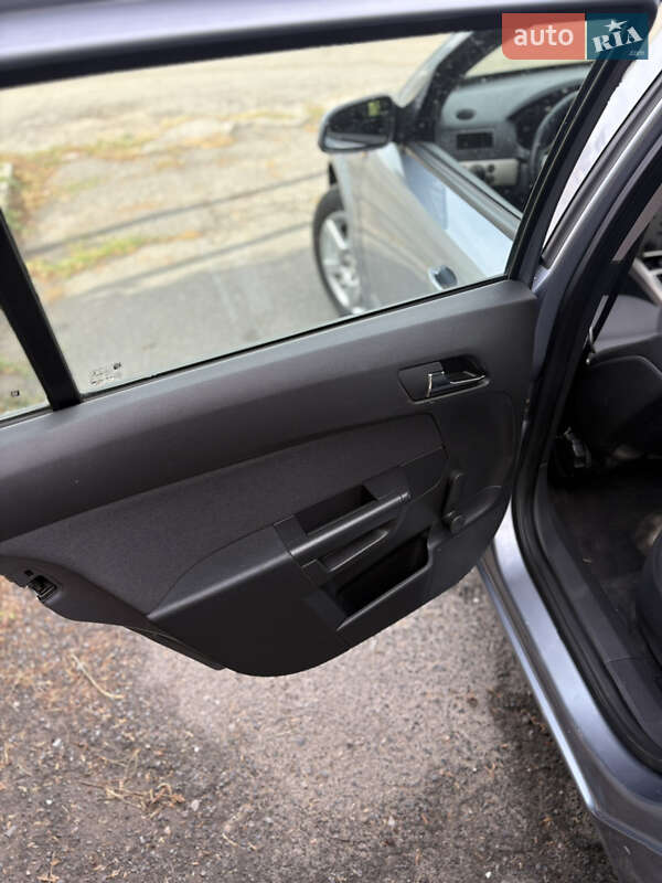 Універсал Opel Astra 2008 в Лубнах фото 10 Універсал Opel Astra 2008 в Лубнах