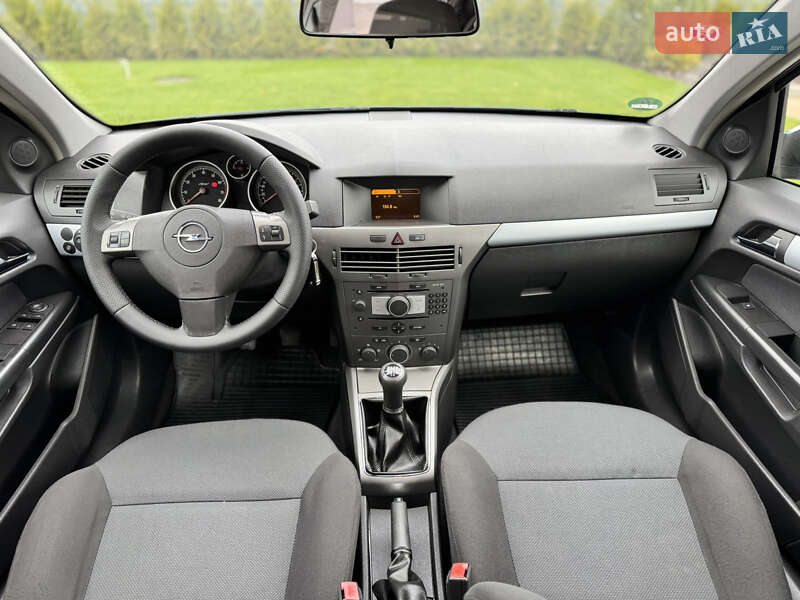 Універсал Opel Astra 2005 в Вінниці