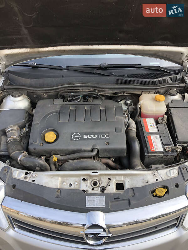 Универсал Opel Astra 2009 в Киеве