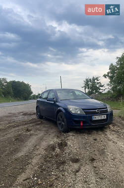 Хэтчбек Opel Astra 2005 в Львове