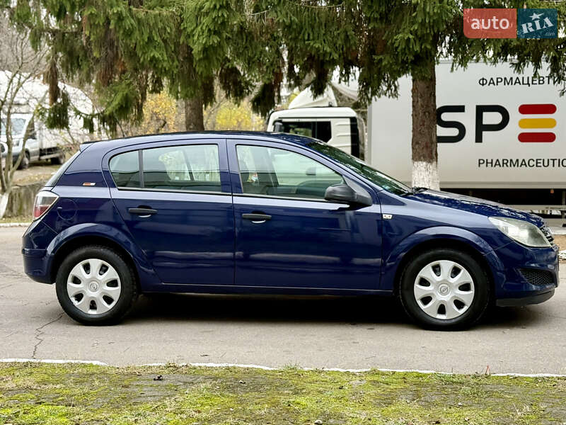Хетчбек Opel Astra 2011 в Вінниці
