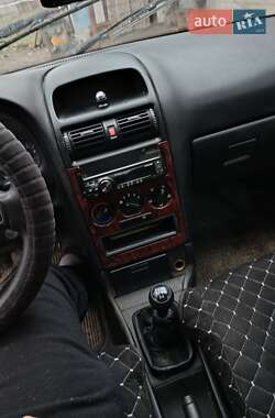 Седан Opel Astra 2006 в Первомайську