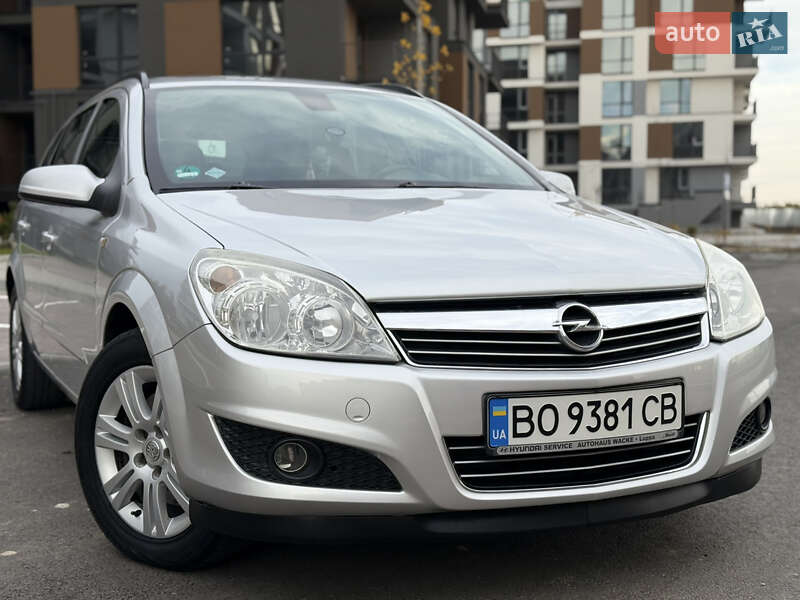 Универсал Opel Astra 2008 в Тернополе
