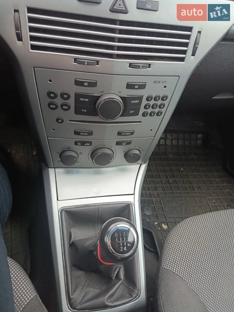 2010 Opel Astra - мініатюра 35