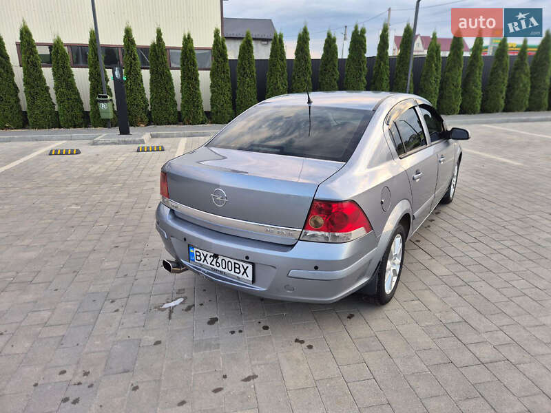 Седан Opel Astra 2008 в Каменец-Подольском