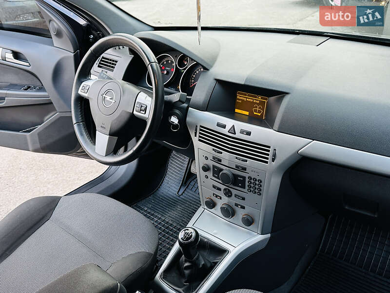Універсал Opel Astra 2009 в Харкові