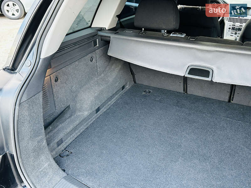 Універсал Opel Astra 2009 в Харкові