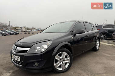 Хэтчбек Opel Astra 2012 в Белой Церкви