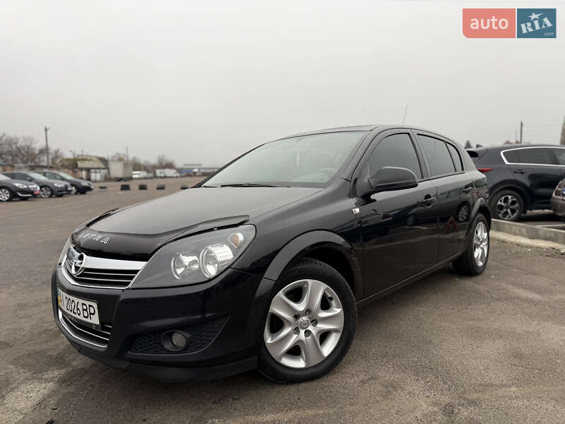 Opel Astra 2012 Opel Astra 2012