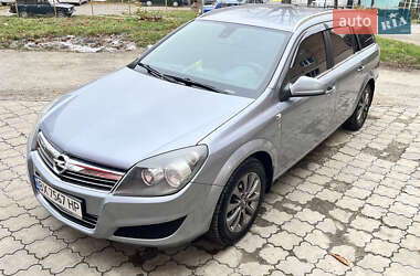 Універсал Opel Astra 2010 в Кам'янець-Подільському