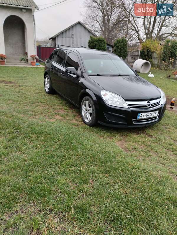 Хэтчбек Opel Astra 2009 в Тернополе