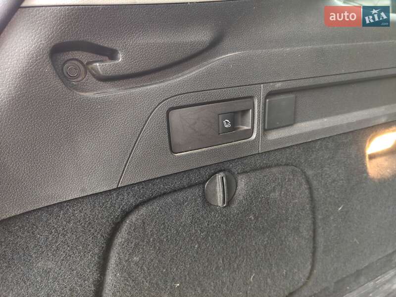 Універсал Opel Astra 2016 в Львові