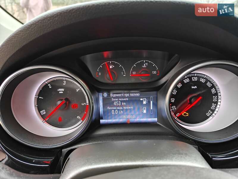 Універсал Opel Astra 2016 в Львові