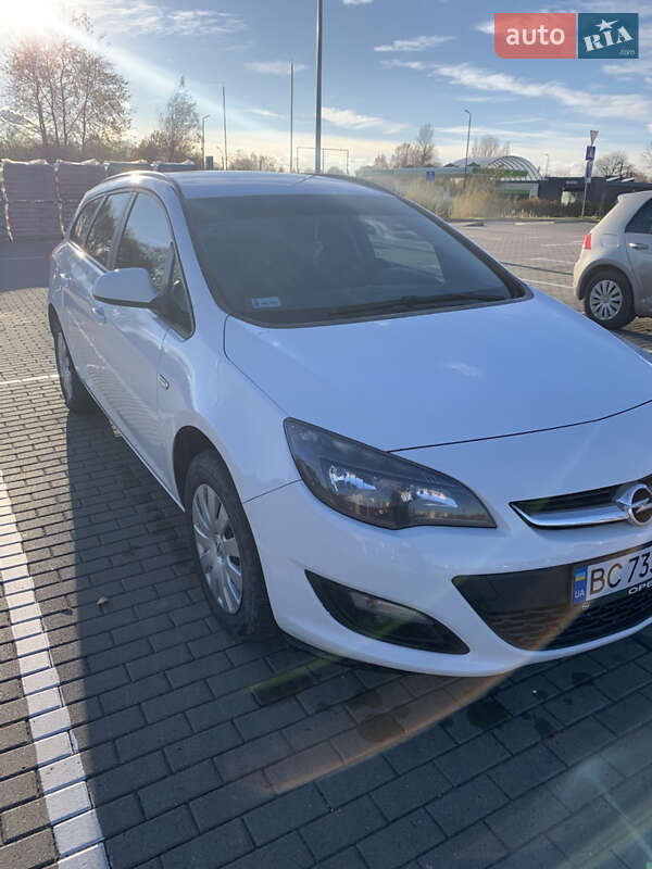 Opel Astra 2015