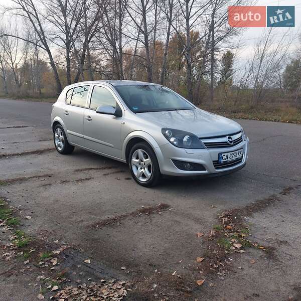 Хетчбек Opel Astra 2008 в Черкасах фото 13 Хетчбек Opel Astra 2008 в Черкасах