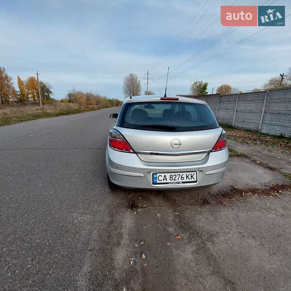 Хетчбек Opel Astra 2008 в Черкасах фото 50 Хетчбек Opel Astra 2008 в Черкасах