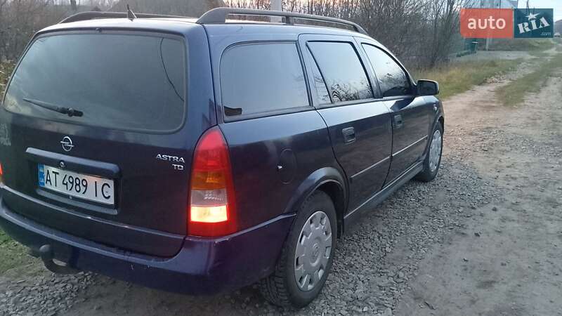 Універсал Opel Astra 2003 в Коломиї