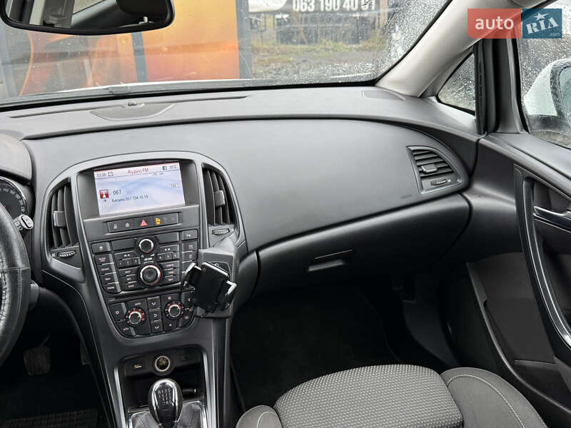 Універсал Opel Astra 2011 в Стрию