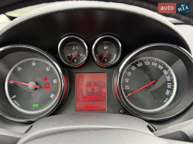 Універсал Opel Astra 2011 в Стрию