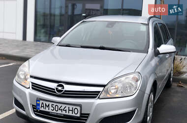 Универсал Opel Astra 2008 в Виннице