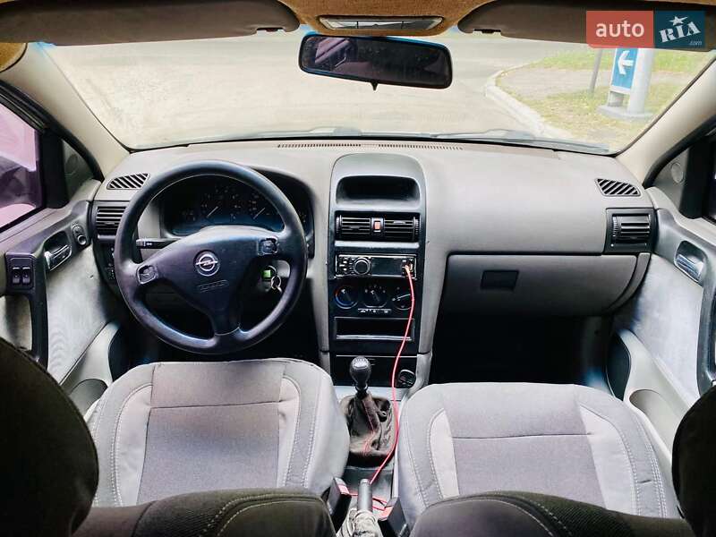 Універсал Opel Astra 2001 в Запоріжжі