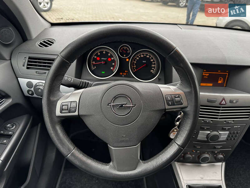 Универсал Opel Astra 2007 в Днепре