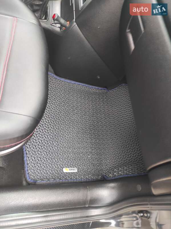 Седан Opel Astra 2007 в Сумах