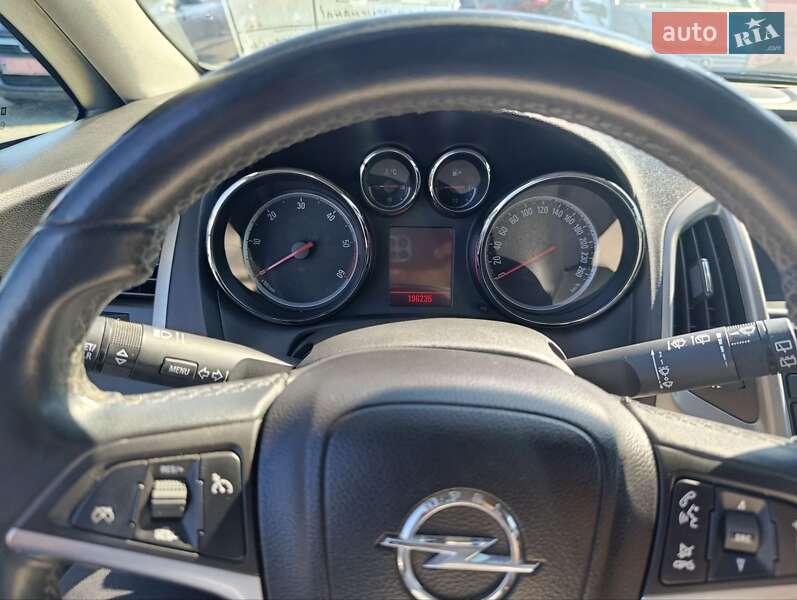 Универсал Opel Astra 2011 в Черновцах фото 3 Универсал Opel Astra 2011 в Черновцах