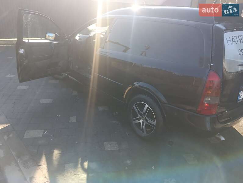 Универсал Opel Astra 2002 в Межгорье