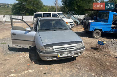 Універсал Opel Astra 1992 в Чечельнику