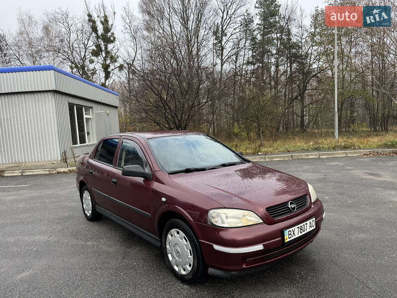 Седан Opel Astra 2007 в Славуті