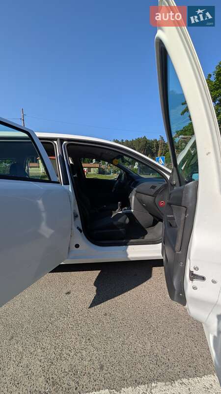 Універсал Opel Astra 2011 в Львові