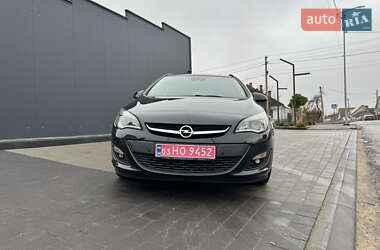 Универсал Opel Astra 2015 в Ковеле