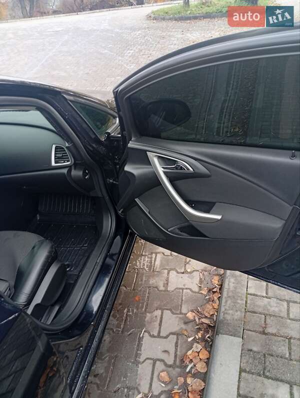 Универсал Opel Astra 2011 в Красилове фото 6 Универсал Opel Astra 2011 в Красилове