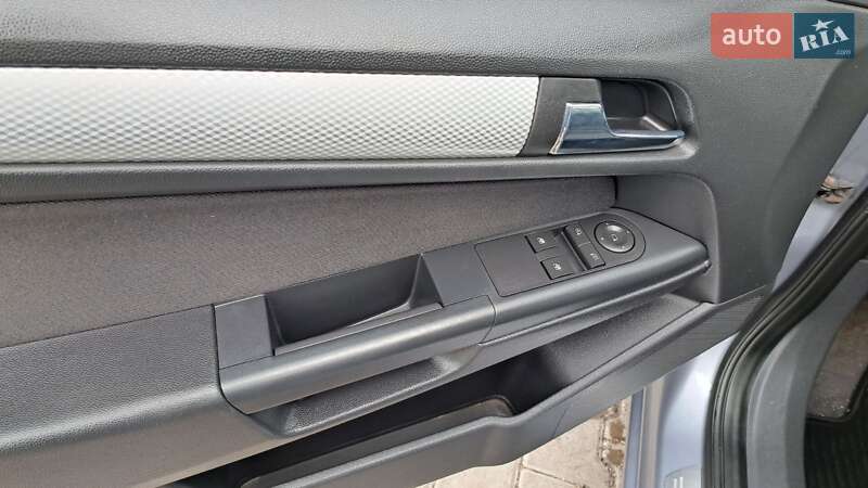 Універсал Opel Astra 2009 в Умані фото 16 Універсал Opel Astra 2009 в Умані