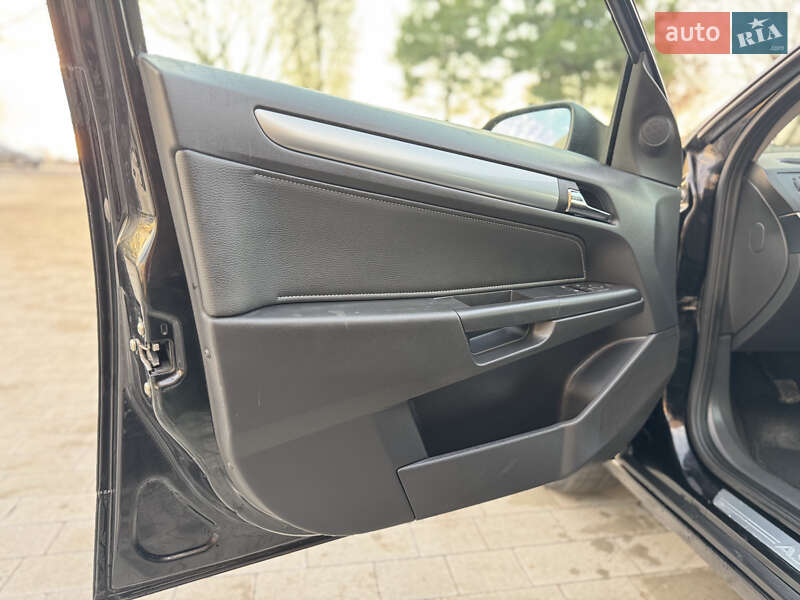 Універсал Opel Astra 2009 в Луцьку